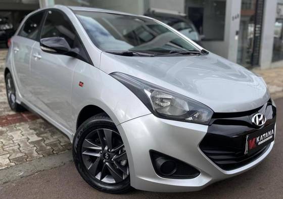HYUNDAI HB20 1.0 COMFORT 12V FLEX 4P MANUAL HYUNDAI HB20 1.0 COMFORT 12V FLEX 4P MANUAL